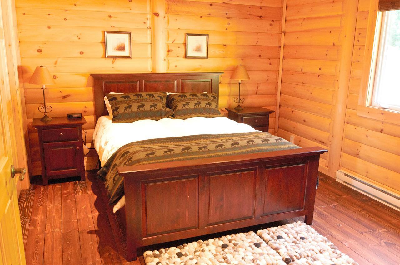 Selenia Lodge- Residences Et Chalets Dans Les Laurentides Saint-Remi-d'Amherst Exterior foto