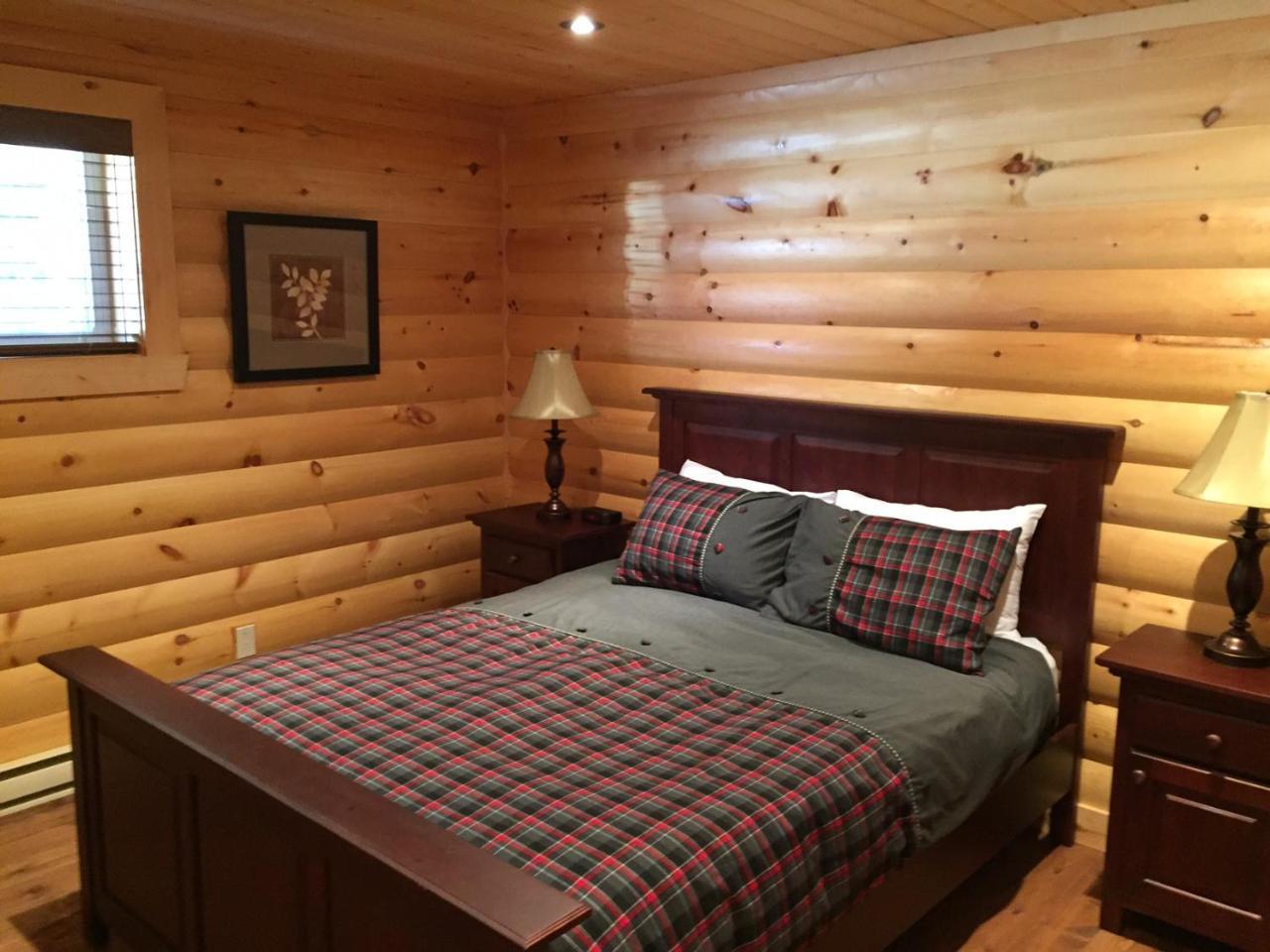 Selenia Lodge- Residences Et Chalets Dans Les Laurentides Saint-Remi-d'Amherst Exterior foto