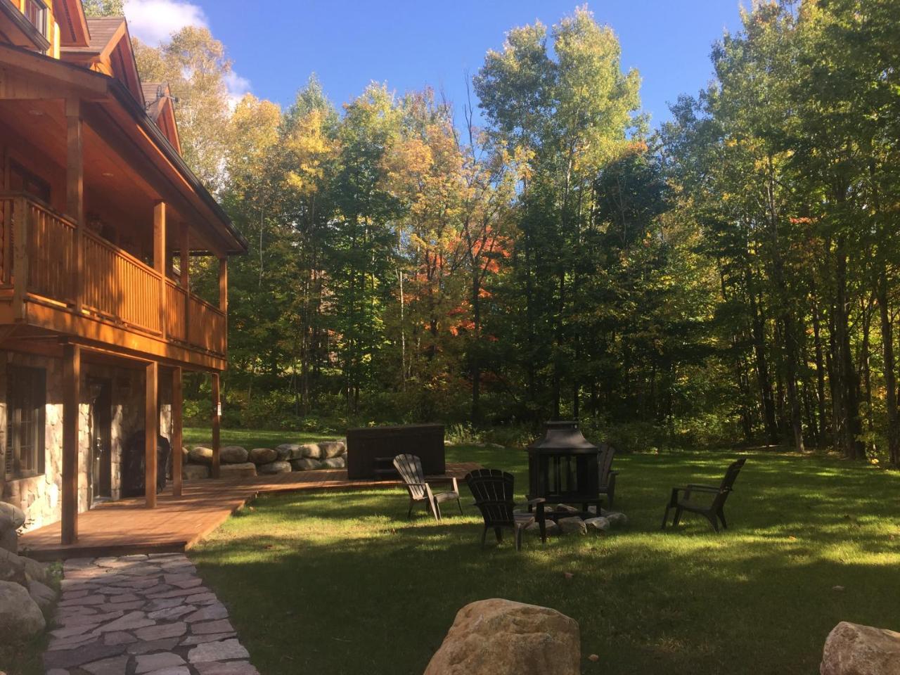 Selenia Lodge- Residences Et Chalets Dans Les Laurentides Saint-Remi-d'Amherst Exterior foto