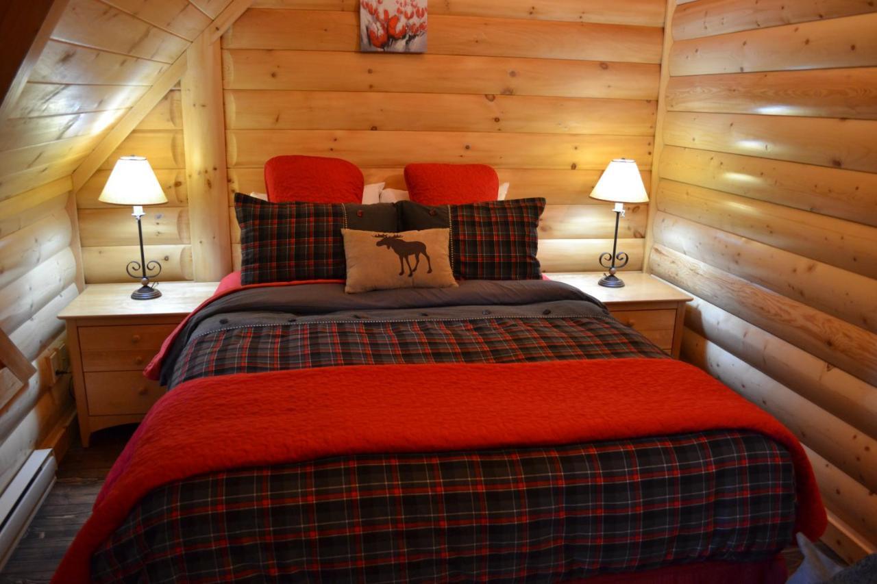 Selenia Lodge- Residences Et Chalets Dans Les Laurentides Saint-Remi-d'Amherst Exterior foto