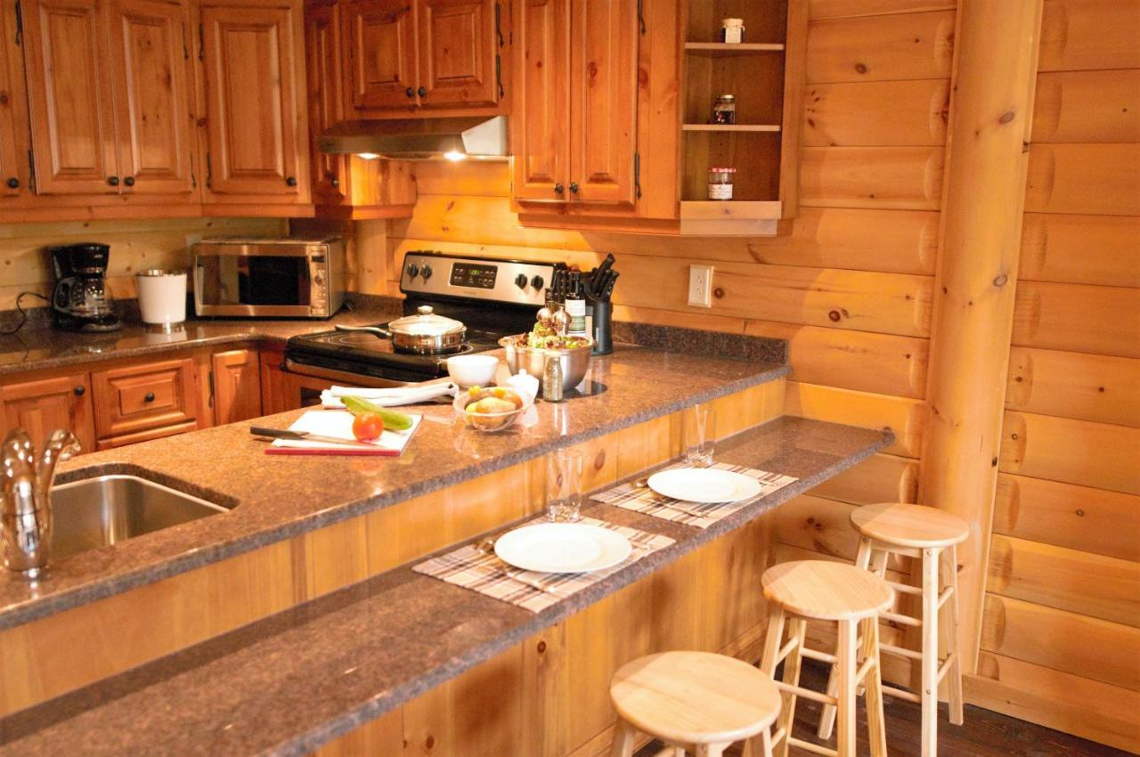 Selenia Lodge- Residences Et Chalets Dans Les Laurentides Saint-Remi-d'Amherst Exterior foto