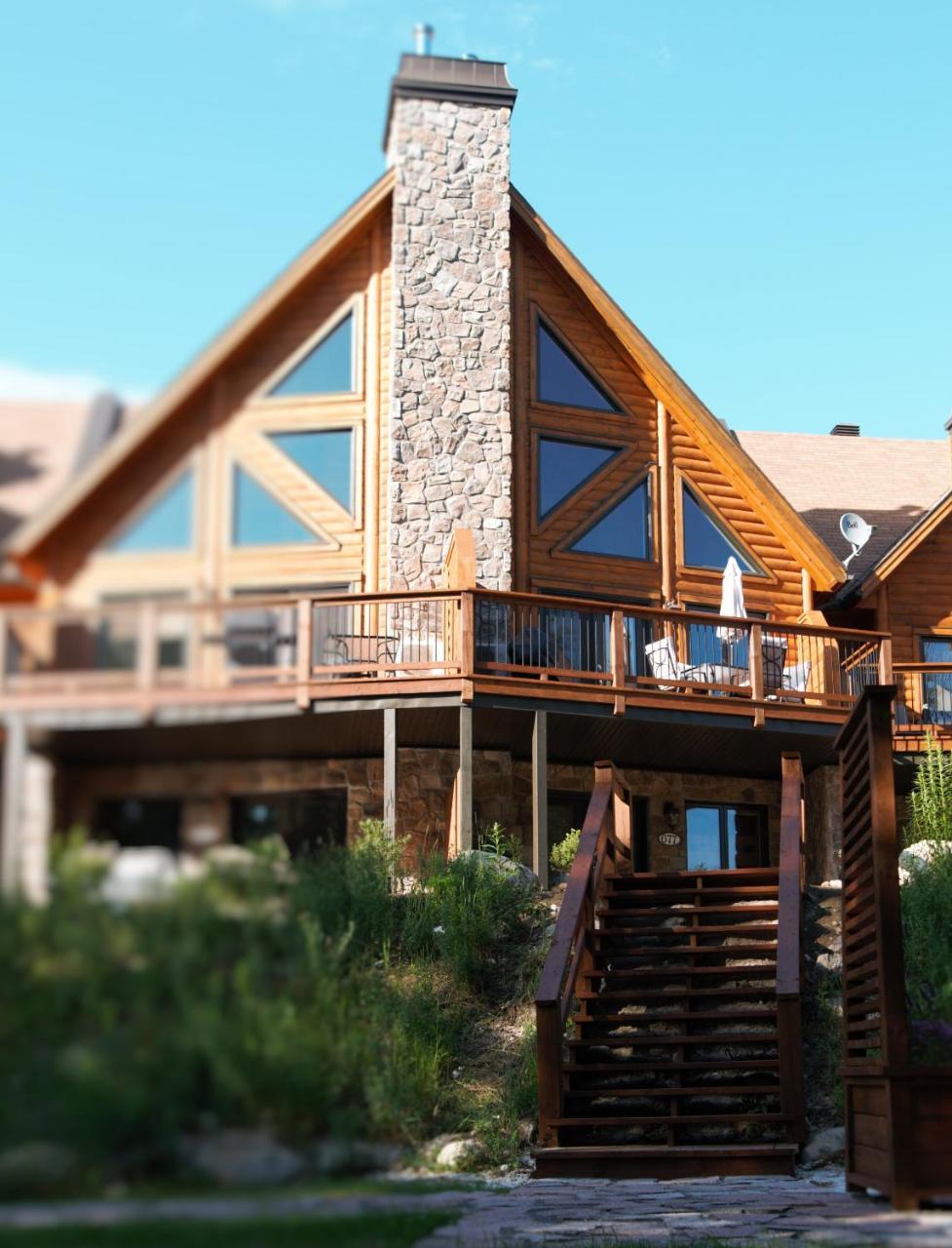 Selenia Lodge- Residences Et Chalets Dans Les Laurentides Saint-Remi-d'Amherst Exterior foto